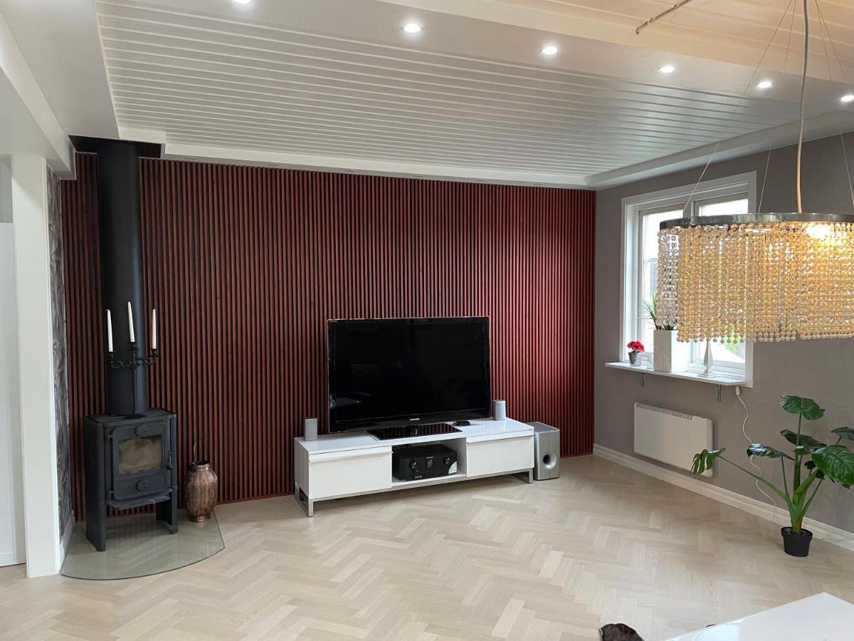 Apartment Uddevalla Bohuslaen Bubbelbad ภายนอก รูปภาพ